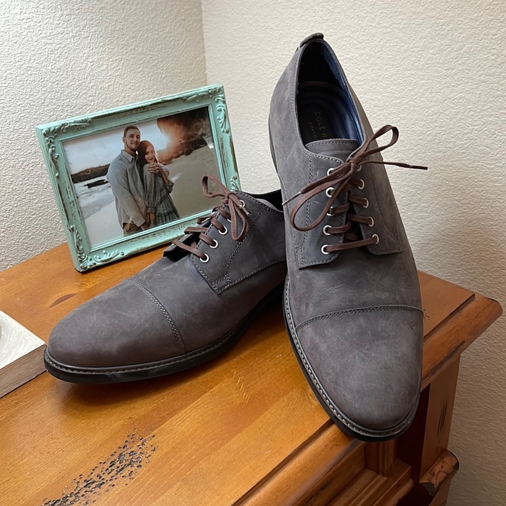 MENS CLOSET CLEAR OUT: Cole Haan Grey Suede Dress Shoes